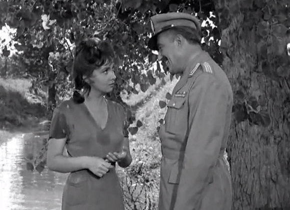 La Bersagliera (Gina Lollobrigida) e il Maresciallo (Vittorio De Sica)